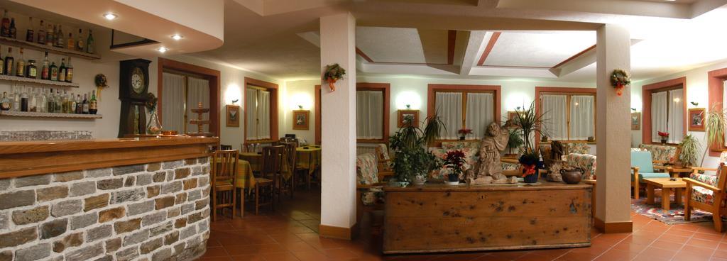 Petit Hotel Cogne Ngoại thất bức ảnh