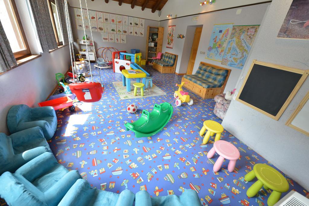 Petit Hotel Cogne Ngoại thất bức ảnh