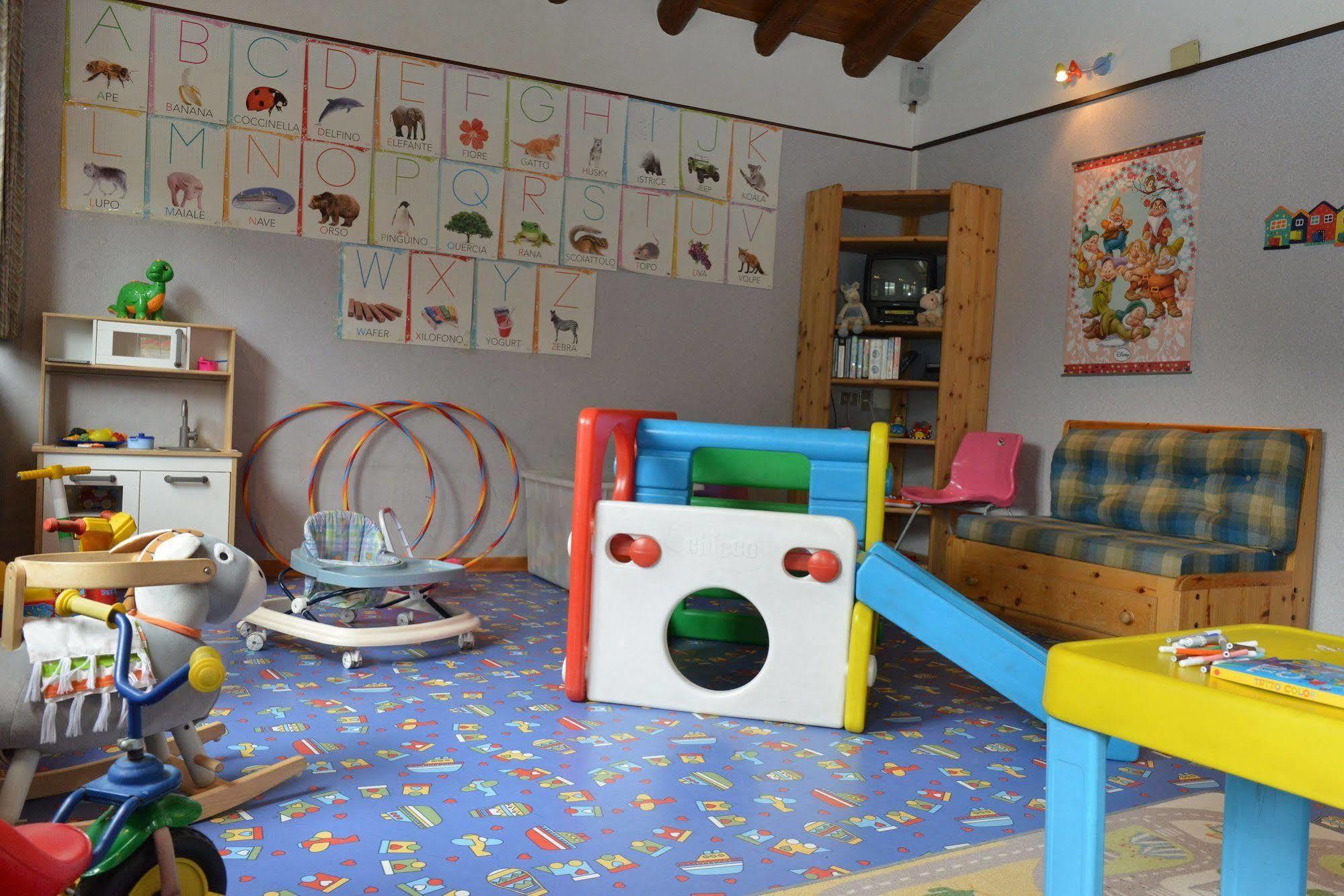 Petit Hotel Cogne Ngoại thất bức ảnh